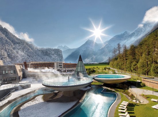 CindyLangbroek's tweet photo. #Spa #Wellness AQUA DOME – #Tirol Therme #Längenfeld #Oostenrijk #traveltips @True_Blue_Sup #truebluesupport https://t.co/AlTzeDFT0z