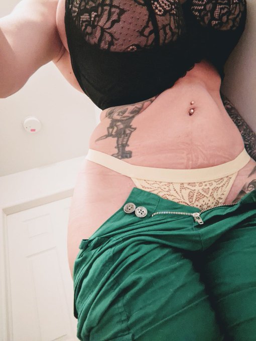 If you missed my Saturday Night Live on https://t.co/lhPJZsWZzY Then don't worry! You can still watch<a href="/tag/lingerie"class="tags"><span>#lingerie</span></a><a href="/tag/selfie"class="tags"><span>#selfie</span></a><a href="/tag/hourglass"class="tags"><span>#hourglass</span></a><a href="/tag/candid"class="tags"><span>#candid</span></a><a href="/tag/plasticfantastic"class="tags"><span>#plasticfantastic</span></a>