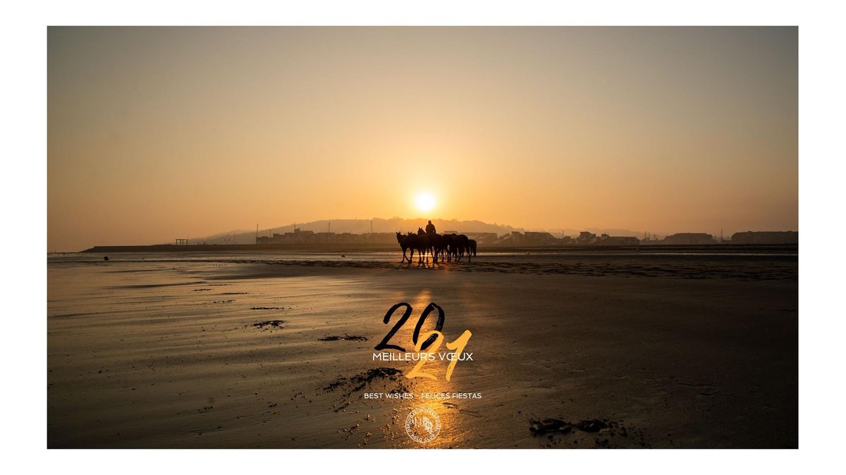 Toute l'équipe du Deauville Int. Polo Club vous souhaite de très joyeuses fêtes de fin d'année et une merveilleuse année 2021 💫🎄🎉💫 
-
SAVE THE DATE : 
Barrière Deauville Polo Cup - 7 au 29 août 2021
-
deauvillepoloclub.com
-
📸 <a href="/Justine_Jcq/">Justine Jacquemot</a>