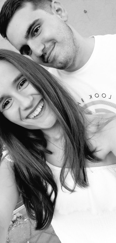 nayara_blxt's tweet photo. No sabéis lo afortunada que soy de tenerle 😻😻❤❤ https://t.co/j9RDjRp9Yd