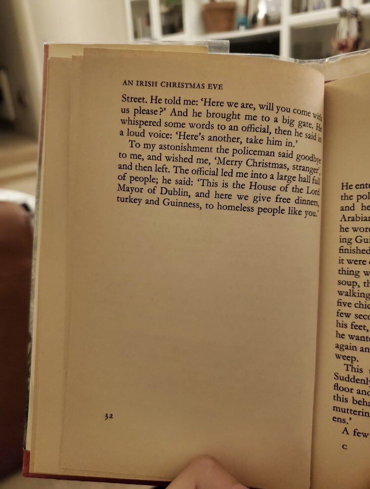 MaryFitzger's tweet photo. What a wonderful Libya-Ireland seasonal linkage: 

‘An Irish Christmas Eve’ by Libyan writer and artist Redwan Abushwesha. 

Redwan lived in Ireland for some time, this piece brings to mind a Libyan Leopold Bloom with echoes of Bukowski.

Thanks for sharing @firasheeya https://t.co/IXN7KlQ8SZ