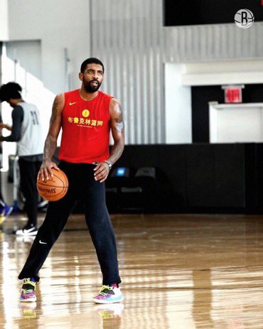 kyrie in kobe jersey