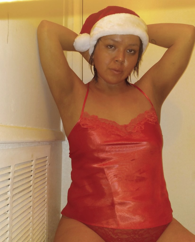 thottytatisbs's tweet photo. Naughty or nice? You decide, taking requests along w 40% off onlyfans now til Christmas eve https://t.co/owX9bGWUdw https://t.co/tOjw1v9VaZ