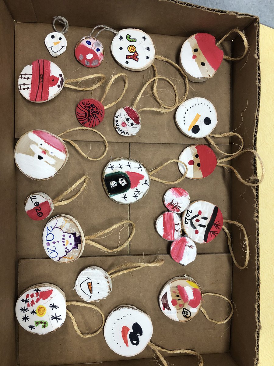 My 4th grade class bringing cheer to Vila”home! <a href="/BeekmantownCSD/">Beekmantown CSD</a> <a href="/MBishopCHES/">𝕄𝕒𝕟𝕕𝕪 𝔹𝕚𝕤𝕙𝕠𝕡</a> <a href="/MeghanGermain6/">Meghan Germain</a> <a href="/StoutengerCHES/">Darcy L. Stoutenger</a> <a href="/eavicencio/">Elizabeth Vicencio</a>