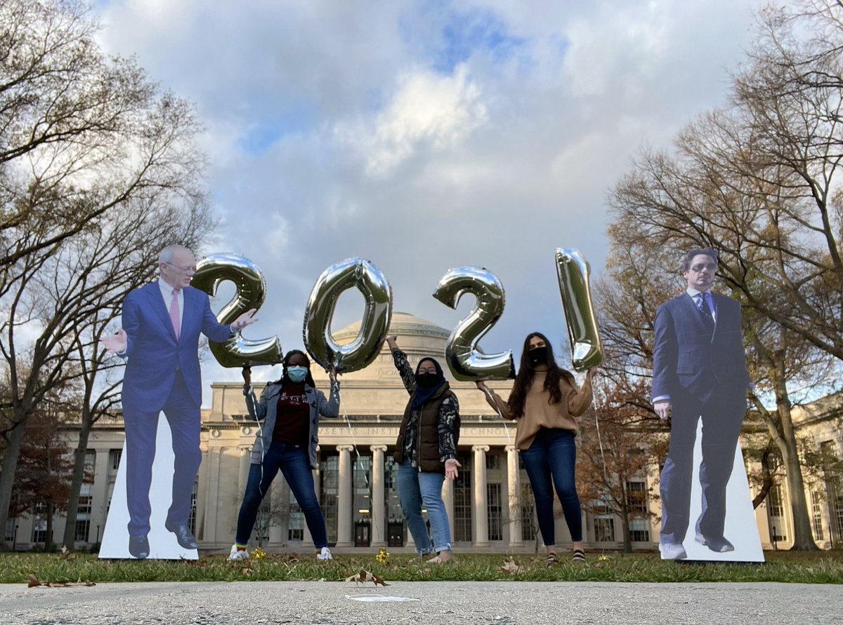 ykomaiha14's tweet photo. Since graduation probably won't be the same this year, the MIT Class of 2021 put out cutouts of our dream commencement speaker during our final semester on campus. How many RTs to make this a reality @RobertDowneyJr?? https://t.co/Myc2umn0Wa