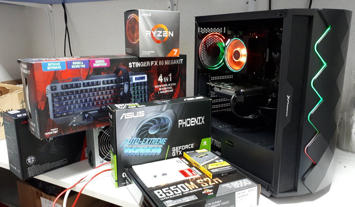 IntroAlovera's tweet photo. Intro PCs a Medida con Windows 10 desde 359€! Consulta presupuesto! Garantía de 2 años en tienda! Configuraciones a Medida, elige el PC que necesitas! Estos días hemos hecho unos #pcgaming muy especiales https://t.co/fdwNNyp8XM #intronavidad #pcamedida #ensamblaje #pcgaming https://t.co/7FypcjcYV7