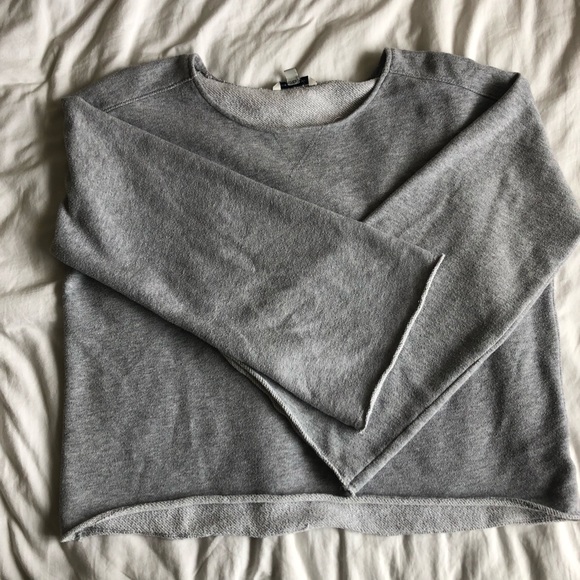 renellebella's tweet photo. So good I had to share! Check out all the items I'm loving on @Poshmarkapp #poshmark #fashion #style #shopmycloset #bdg #americaneagleoutfitters #anthropologie: https://t.co/U0BJIPgAqh https://t.co/NU4SZtwC8j
