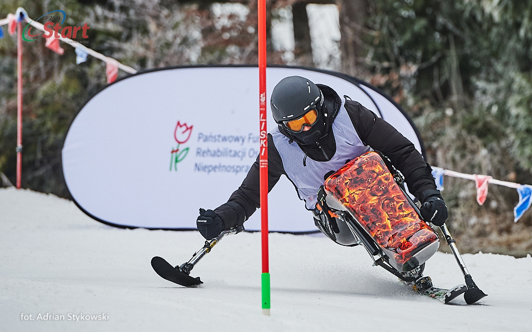 PZSNStart's tweet photo. 🤩#wszyscynaSTART - trwają MP w paranarciarstwie alpejskim i parasnowboardzie w Białce Tatrzańskiej i Jurgowie

🤗Łapcie kilka fotek od Adriana Stykowskiego (@Adrian72002816)

https://t.co/Vak2Ffqp8R

@SPORT_GOV_PL @funduszpfron @Paralympic_PL https://t.co/QBQBhUvCYg
