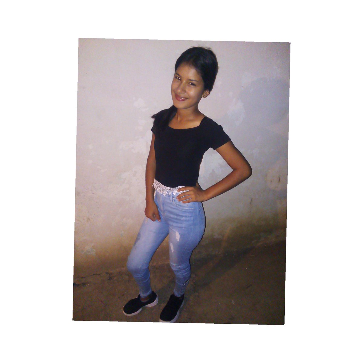 yanitza_parra's tweet photo. Sonríe a la Vida y la Vida Te Devolverá Esa Sonrisa 😍🌺 https://t.co/IcVNATak09