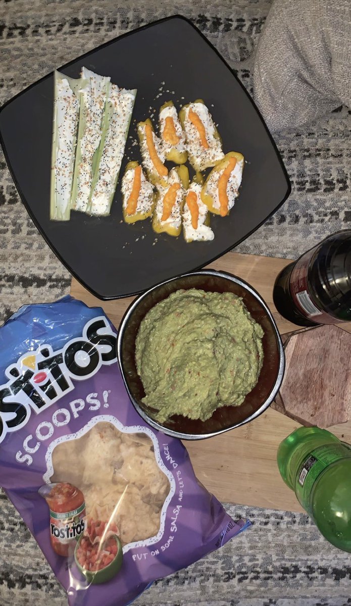 RoseZelch's tweet photo. Good eats by me https://t.co/OOaNQvdSjB