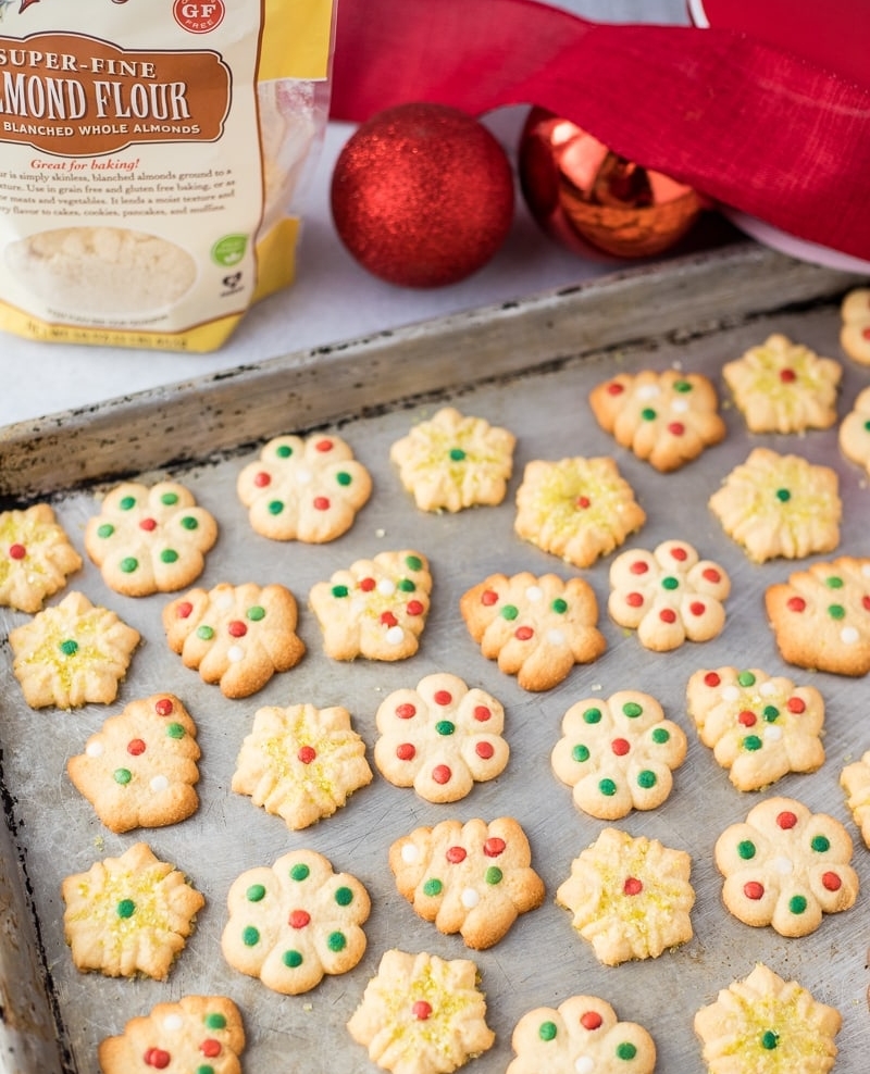 🎁 Putting together some cookie tins this week? Don't forget the Spritz Cookies! 🎁 This version is grain free and works perfectly with a cookie press.

Don't miss all the baking tips from <a href="/EverydayMaven/">Alyssa | EverydayMaven</a>, available on her blog.

Full Recipe: bit.ly/GrainFreeSprit…