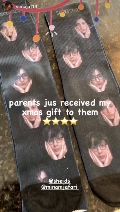 anar_lady's tweet image. how it started.            how it’s goin.