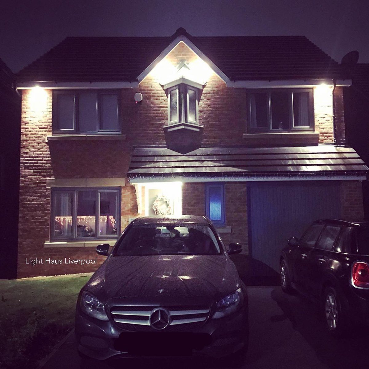 LightHaus6's tweet photo. Another lovely property lit up by @lighthausliverpool with soffit lights 🤩
Call or DM us for more information! 
-
-
#Lighthaus #Lighthausliverpool #Electrician #Liverpoolelectrician #Domesticelectrician #Lighting #Externallighting #Liverpoollighting #Downlights #Liverpool https://t.co/QNV7VzbSW7