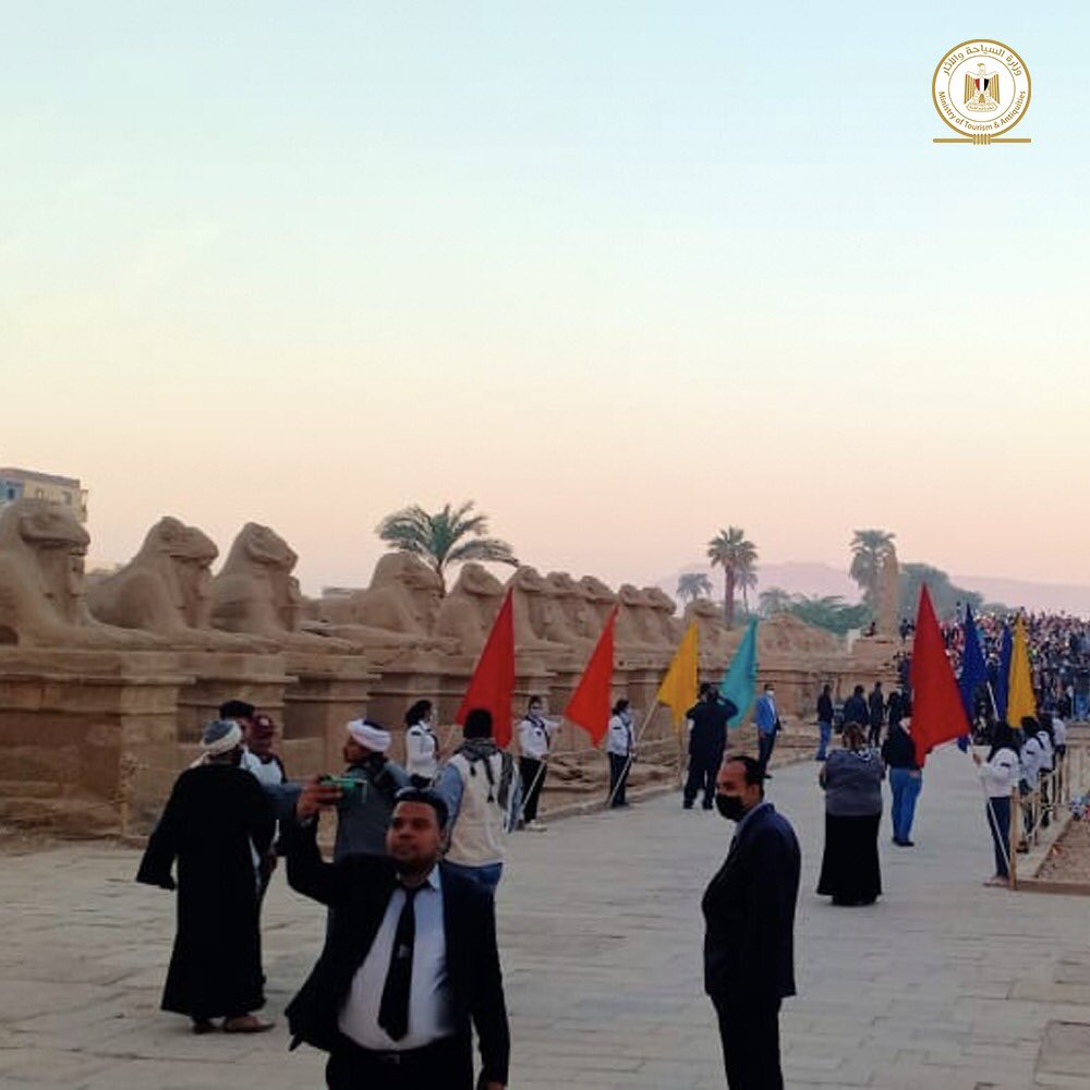 TourismandAntiq's tweet photo. شهد الكرنك صباح اليوم احتفالية تعامد الشمس على المحور الرئيسي لمعبد الكرنك، وهي الظاهرة التي تحدث في ٢١ ديسمبر كل عام
This morning Karnak witnessed the celebration of the solar alignment on the main axis of the Karnak Temple, a phenomenon that occurs on December 21 yearly https://t.co/dYvAaBVxBp