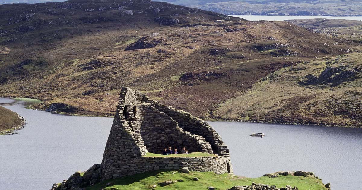 TheBrochProject's tweet photo. 😱 SEMI-FINALS 😱
First of all, congrats to #DunCarloway on breaking the #Shetland stranglehold...
4 brochs remain - vote on our Insta/FB stories to see your faves through to the FINAL!
#Scotland #Archaeology #WesternIsles #OuterHebrides #Mousa #Jarlshof #Brochs #OldScatness https://t.co/pqnQum144M