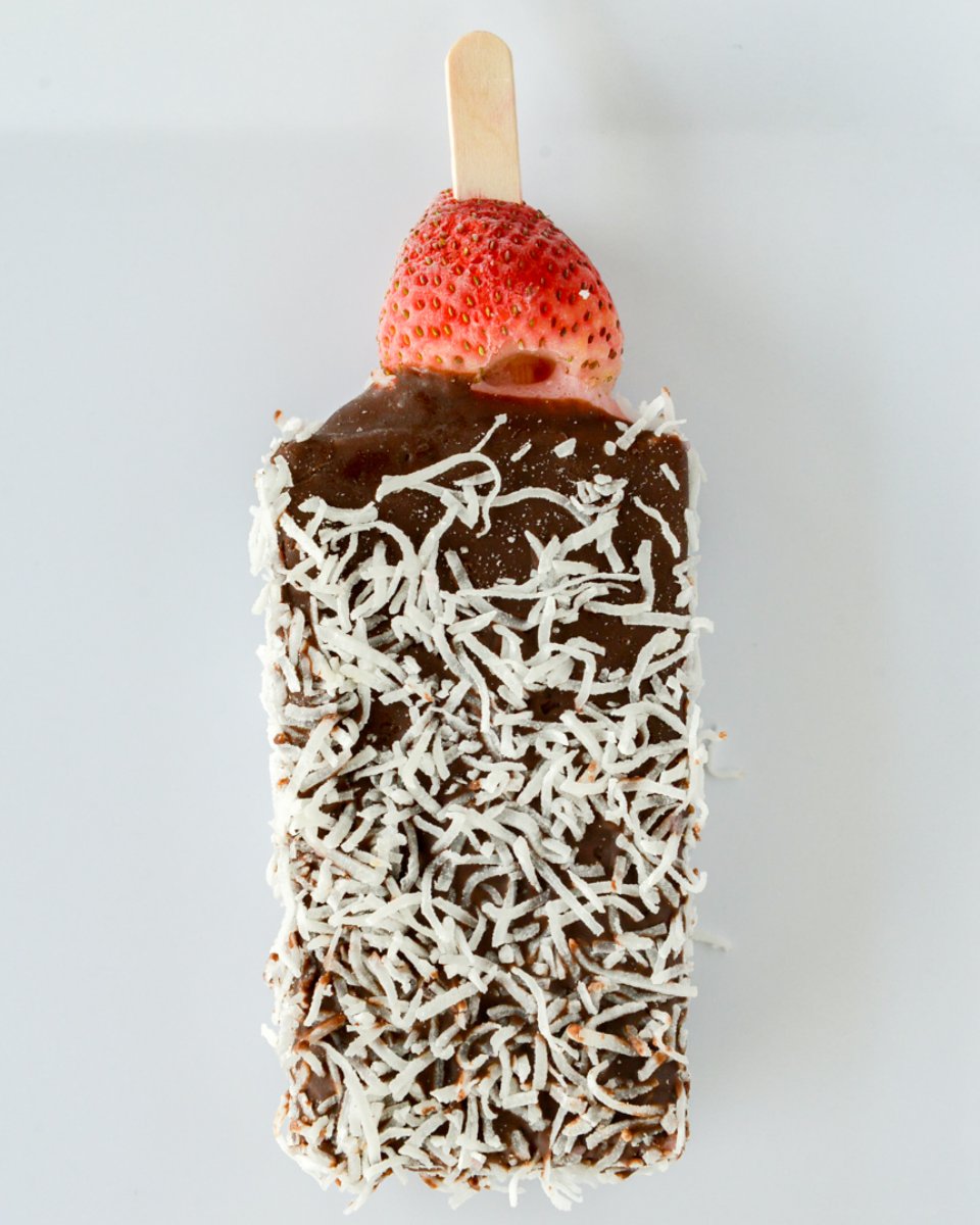 MateoIceCreamLA's tweet photo. We made a list and checked it twice. You deserve a treat just for being so nice! https://t.co/BY9YUQUuSb