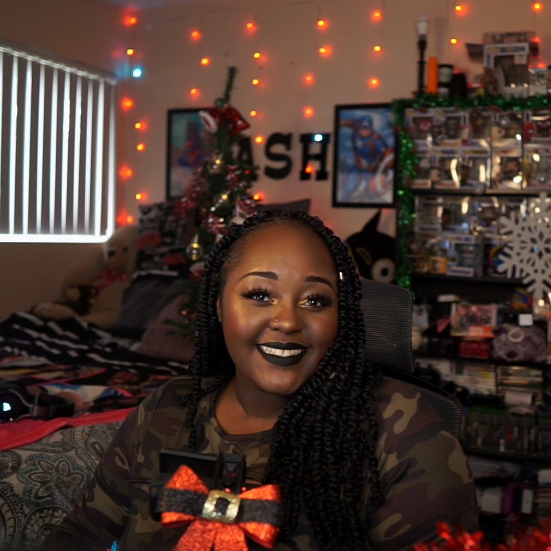 MsAshRocks's tweet photo. LIVE now with FORTNITE! We are showcasing the new Black Panther SKIN &amp; more in action!

Thank you @EpicGames / @Marvel 💕
#EpicPartner 

https://t.co/rb3mfodfr6 https://t.co/aETxgU5j8X