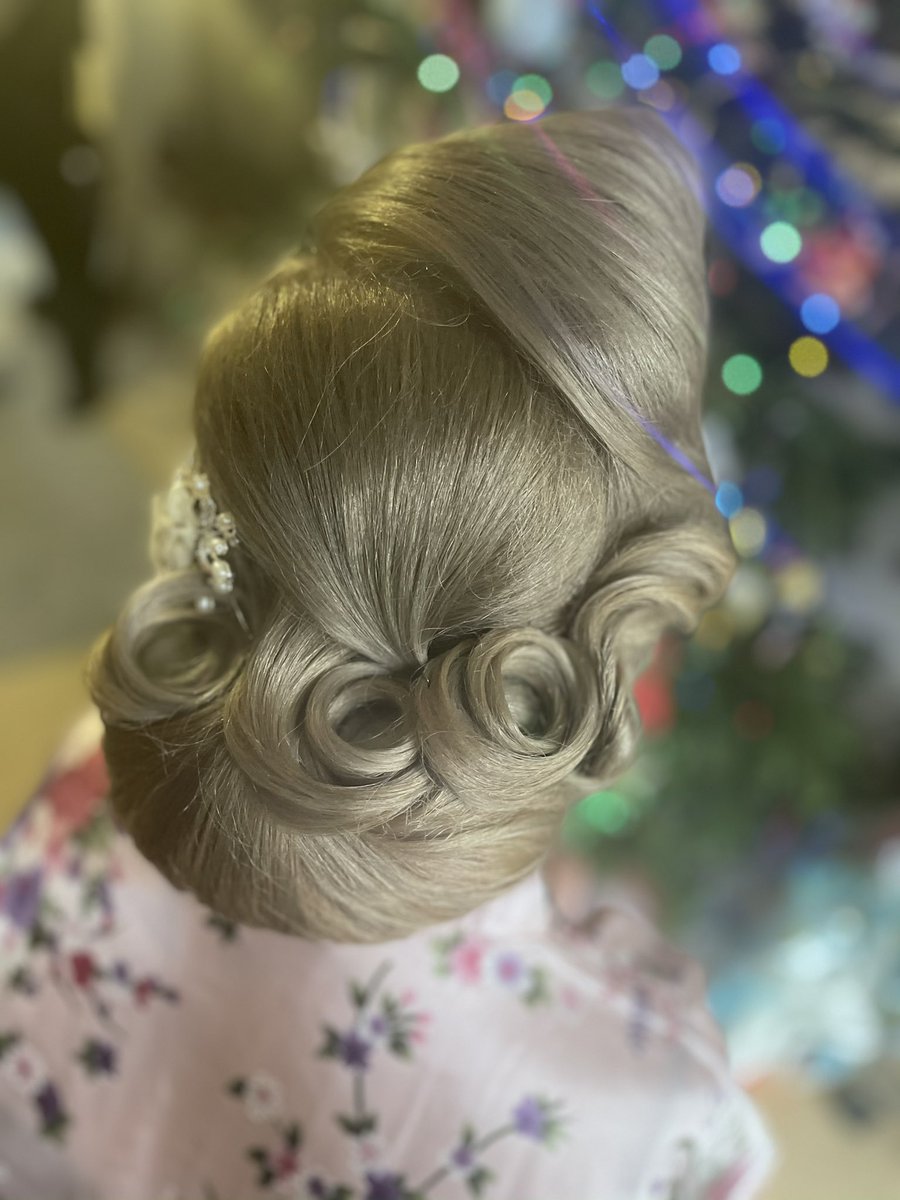 Beautiful Bridal hair today 👰