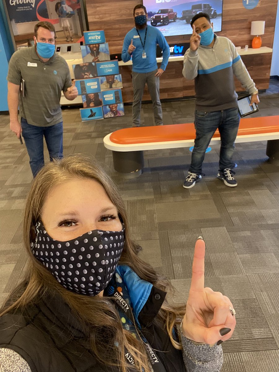 kh170u's tweet photo. Congratulations on our final biz expert @apilcher25 !! 🔥 Little Creek is 💯Business Expert Certified!! Way to end the year! 🤩🤩💁‍♀️💪 @julestwentysix @jerryfornwalt @404girl @amberpedro1 https://t.co/lh6sN0hcmr