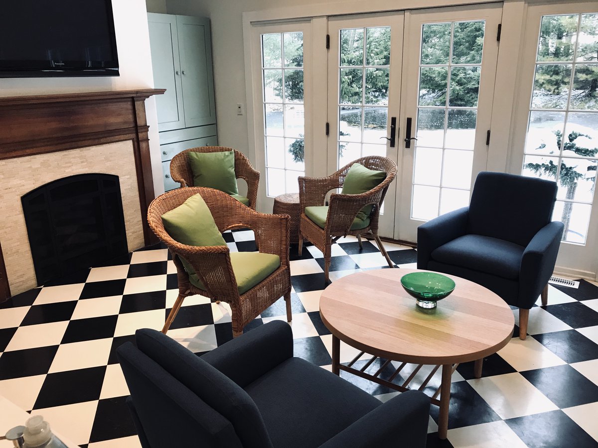 RabbitRunInn's tweet image. Winter Solstice is Here! - mailchi.mp/7b83ef9e89fa/w…