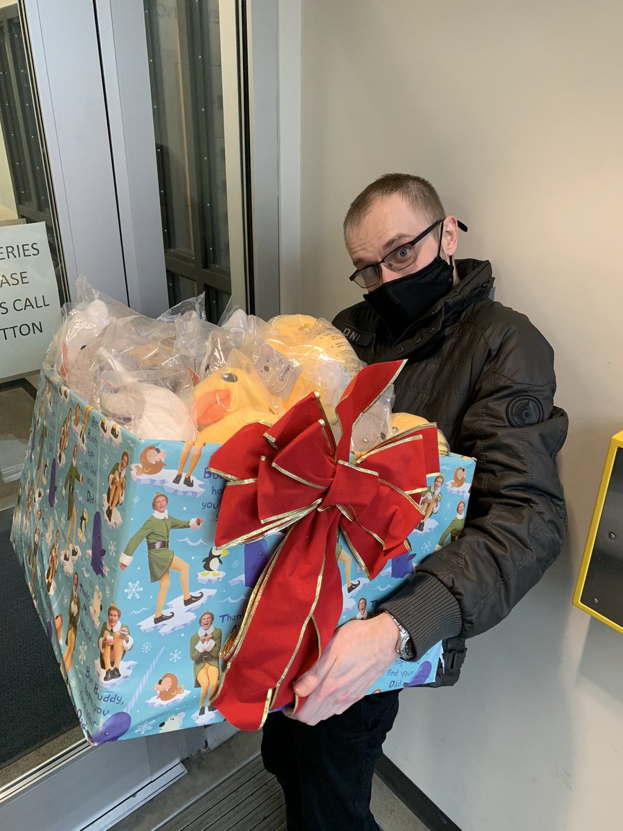 WestRheaHD's tweet photo. Stop 1 of #operationsurprise complete!! Thank you Olympia Police for everything you do for our community! @AkinsMel @ErnestD52 @8964THD @Nate4250 @harleytoolgal @DanStalkfleet https://t.co/XPyy6U7yzN
