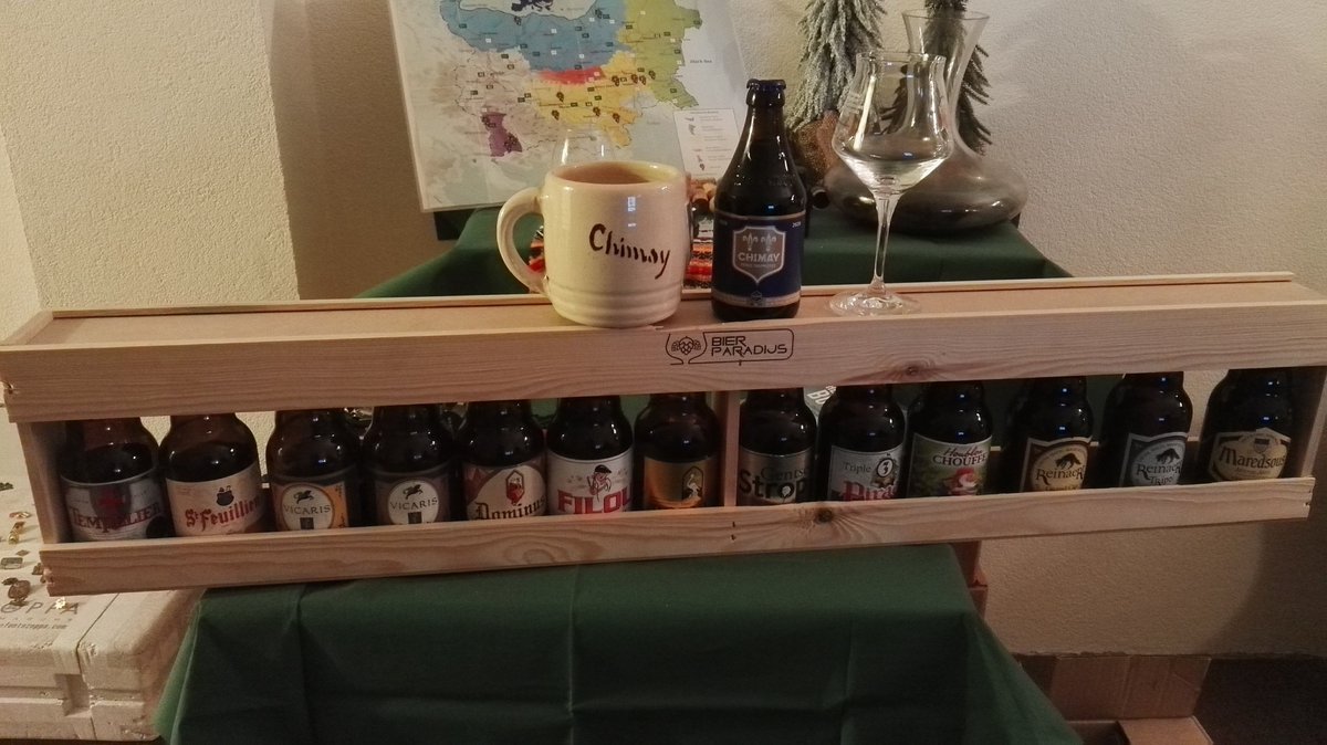 Noutswijnwereld's tweet photo. Received a nice gift! Fourteen different #Belgian beers, from blond, brune, triple to triple hop, including one of my favorite #Trappists, #Chimayblue. https://t.co/bRl4Qm2KNl