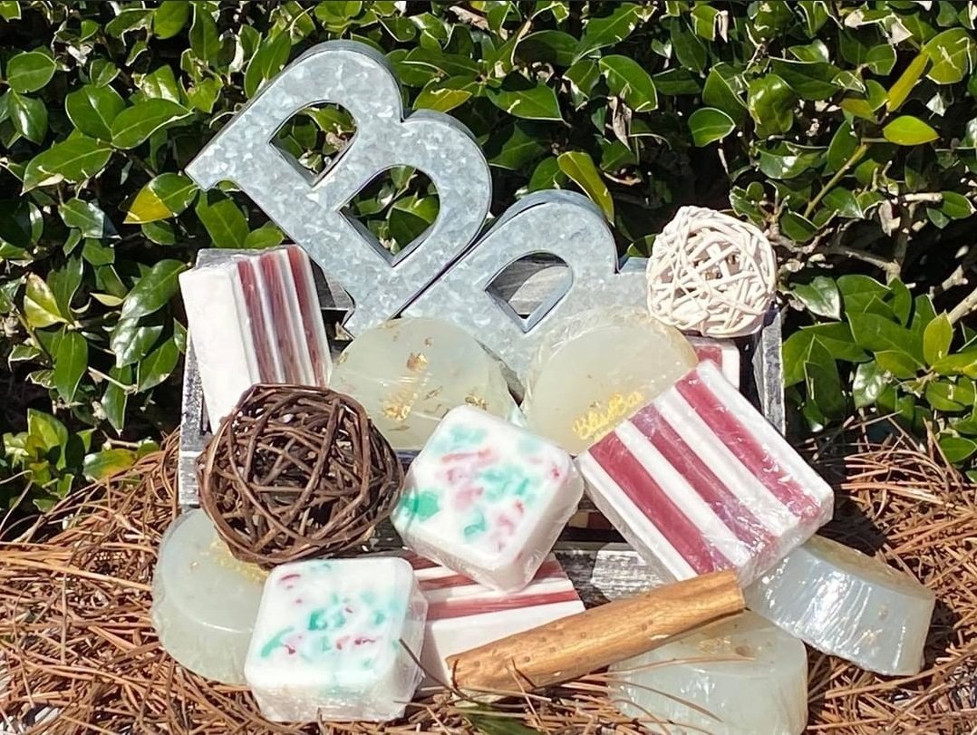 BlissBarCompany's tweet photo. SALE * SALE * SALE
Hurry.... all of our Holiday Themed Bliss Soaps are on Sale right now for less than $8 👀😮😮🔥🔥🔥
@blissbarco
https://t.co/4JjtuT0Pvn
#blissbarco #soaps #spa #blackowned #goatsmilksoap #bodysoaps #skincare #blissbarcompany #bodyscrub https://t.co/bzcxyaHaV8