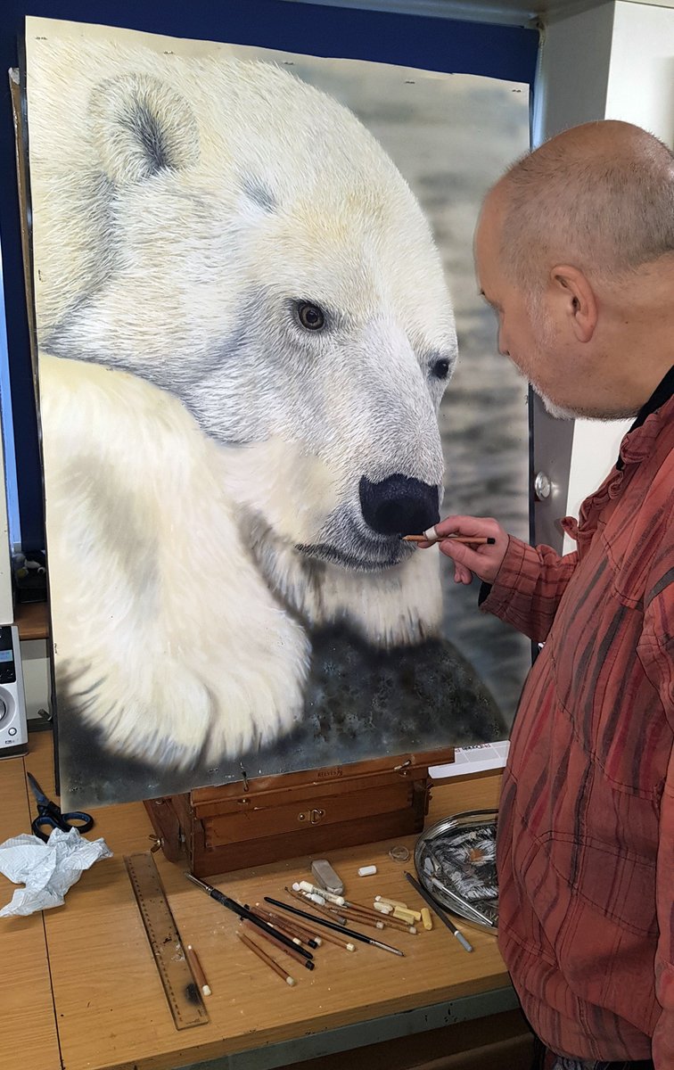 I'm currently working on a Polar Bear commission for a customer in the USA.
Its very big for a highly detailed pastel and slow work