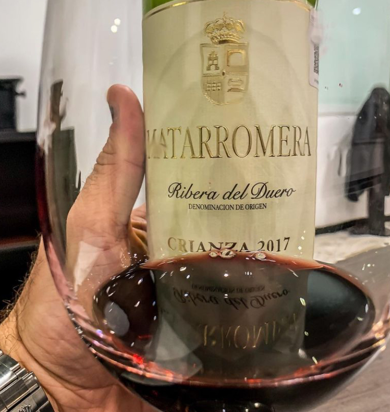 Simplemente llenar una copa y celebrar!! 
Encuentra todos nuestros vinos en tienda.Matarromera.es
@wine_NOt_DRink_WIne