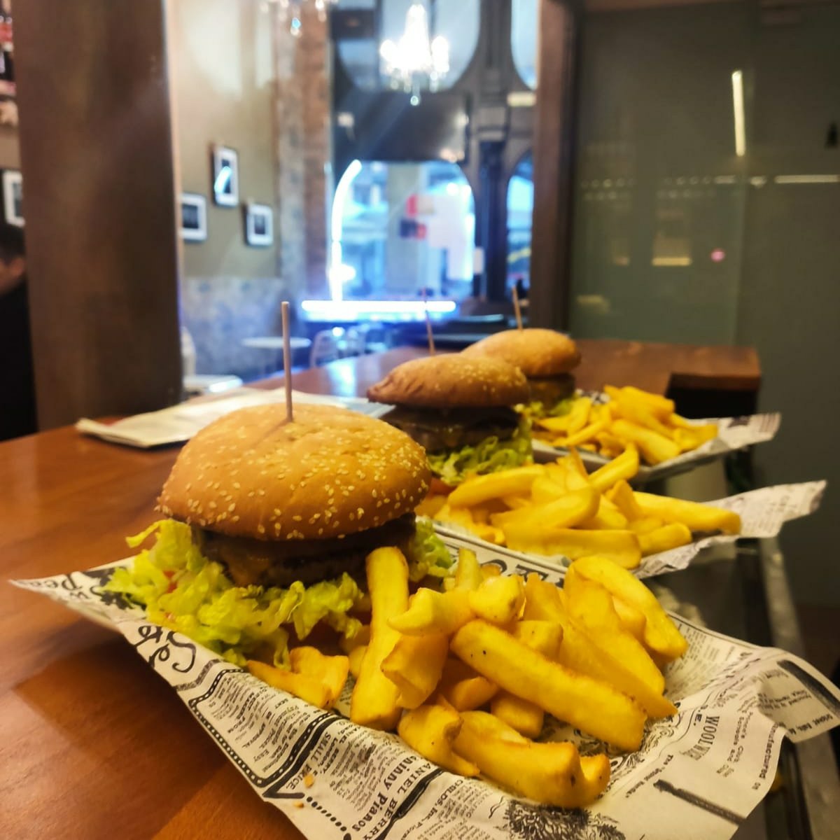 #Burgos #plazamayor #hamburguesa #TerrazaCubierta