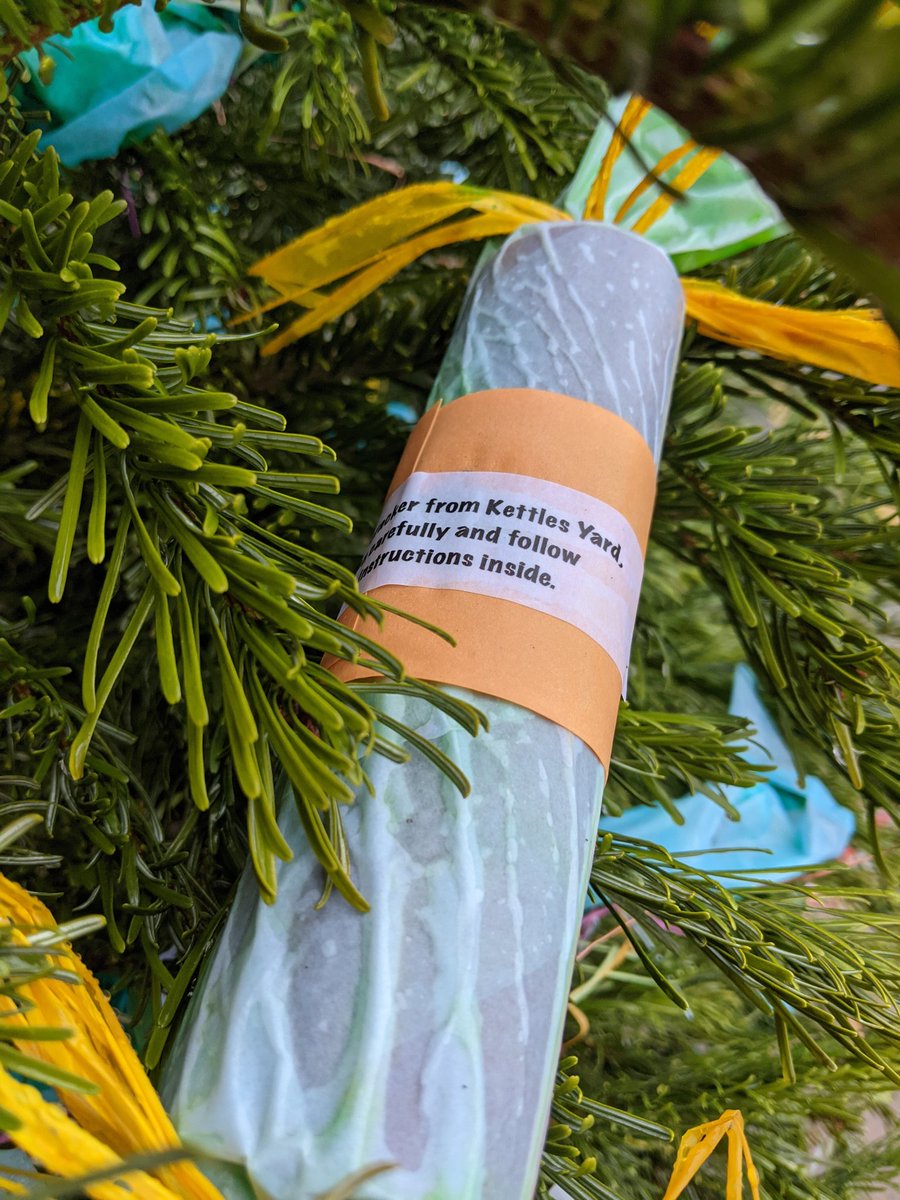 SedgArchivist's tweet photo. Lovely to see this today outside the Church of the Good Shepherd in Arbury. Large baubles from Arbury Primary School & craft crackers from @kettlesyard @OpenHouseCam. Add your own decoration & take a cracker! ๐๐โ๏ธ๐จ #OpenHouseCam #Cambridge #Christmas https://t.co/2BxLSiaZhL