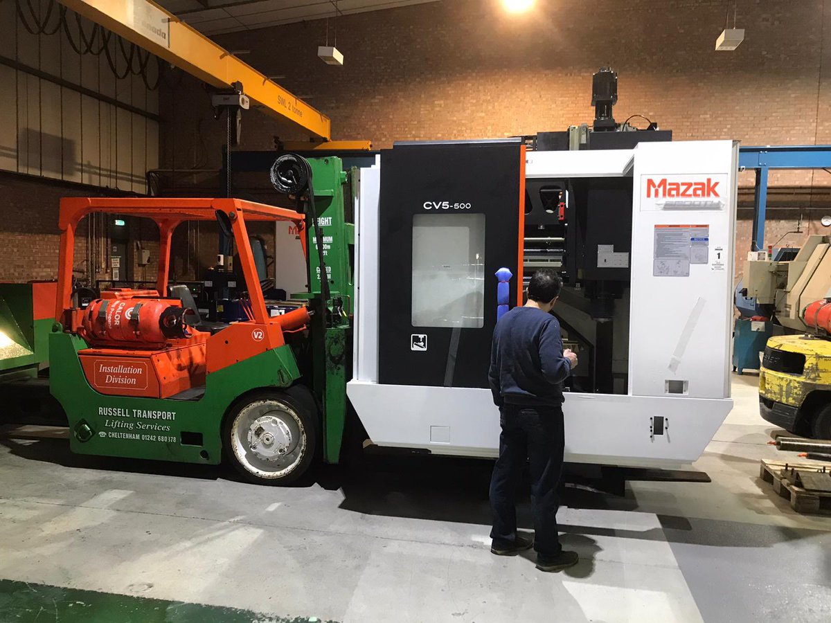 summit_engineer's tweet image. Very excited to take delivery of our first 5 axis machine a new Mazak CV5-500 thank you @MazakEurope and thank you Charles Russell Transport