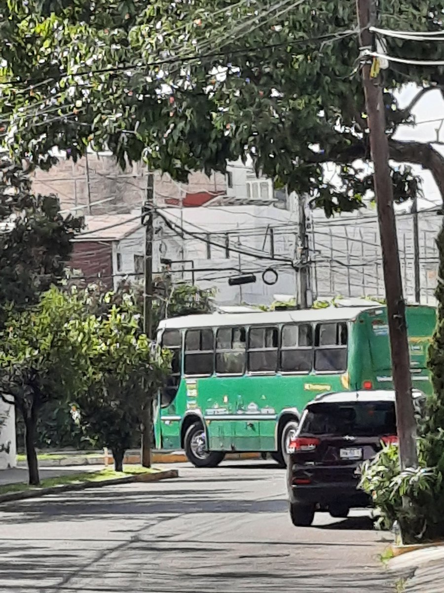 XORRO9's tweet photo. RITA 371 C 108 U 01 HDSPM FUERA de ruta CD DEL SOL QUETZALCOATL hoy 3:01 pm @IMEPLAN
@policiavial @ReportaBus @MonrazDiego   @ElTocinoDelDia @TransporteJal
@ContactoJal
@PulpoCamionero
@Trafico_ZMG
 @SubeTGDL
#MiMovilidad
@PROCIUDAD1
@VacunosGDL
@OCMTP_JAL
@SITEURJAL
@S_camion https://t.co/JX47H1JUFu