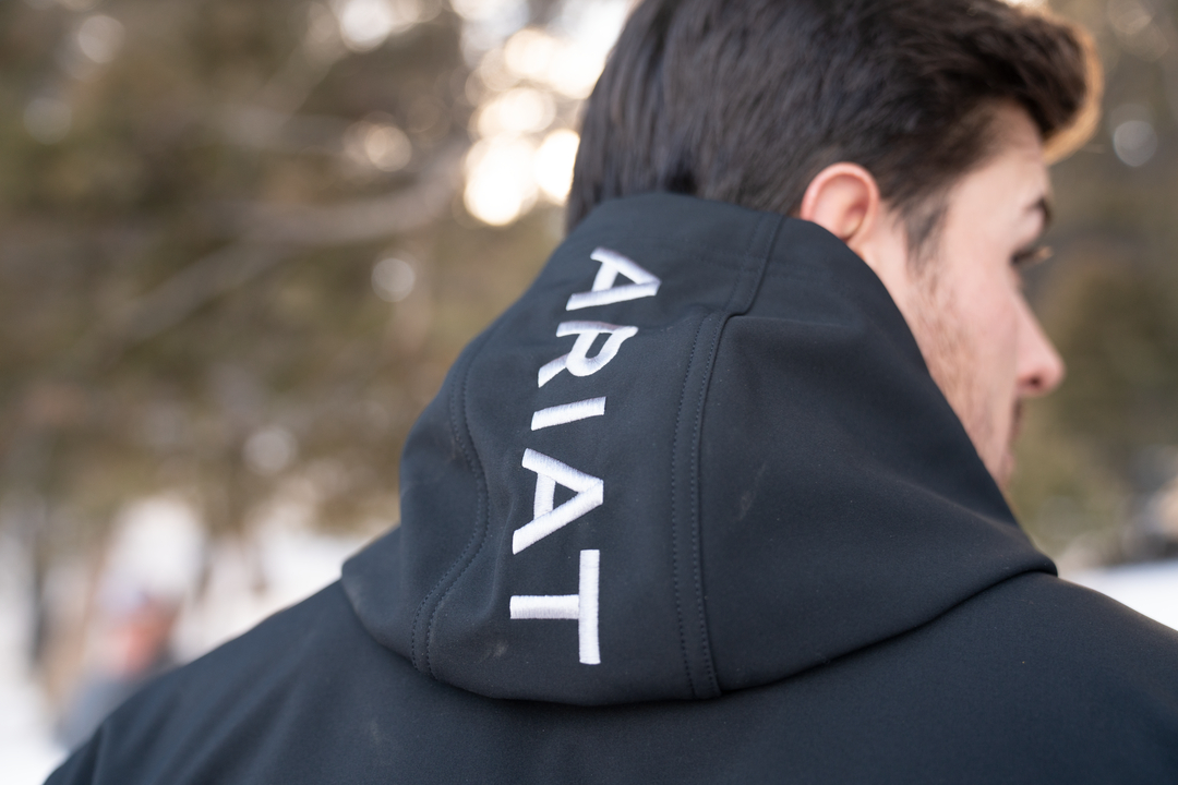 Ariat's tweet photo. Your favorite jacket just got a hood. #ariat #myariat #ariatlife #ariatwestern #ariatessentials #bestbootforward #westernlife #countrylife #western #westernlifestyle #countrylife #ariatouterwear #ariatjacket https://t.co/Y4wk1j0eMw