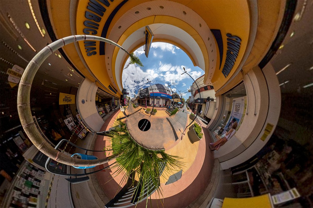 AdilsonMoralez's tweet photo. Projeto São Carlos 360 - Calçadão esquina com Rua Episcopal

#panorama #panorama360 #photo360 #fotopanoramica #tourvirtual #foto360 #tourvirtual360 #pano #pano360 #littleplanet #tinyplanet #tinyplanetphotography
#arquitetura #fotodearquitetura #arquitetura360 https://t.co/awcf22adhs