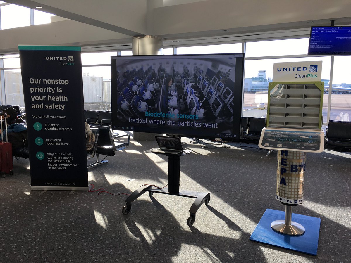 KDatUnited's tweet photo. Had so much fun thanking our customers for flying United and sharing about our #CleanPlus Program today! The mobile cart addition was a huge success catching customers who were hustling to their next flight!  @weareunited @MattatUnited https://t.co/KkUj4q6WOh