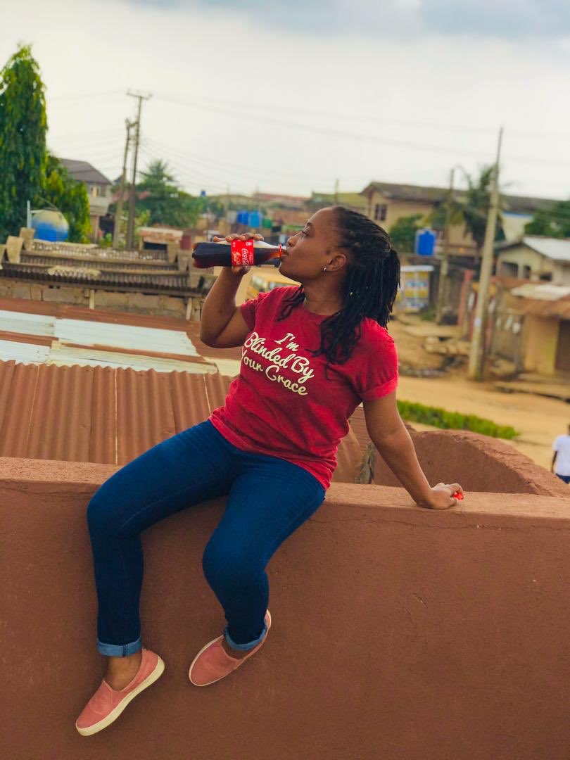 _kenetweets's tweet photo. A coke girl 😽@OkeowoOluwabun3 @CocaCola @CocaColaAfrica @CocaCola_NG https://t.co/RrI4zjyIVp