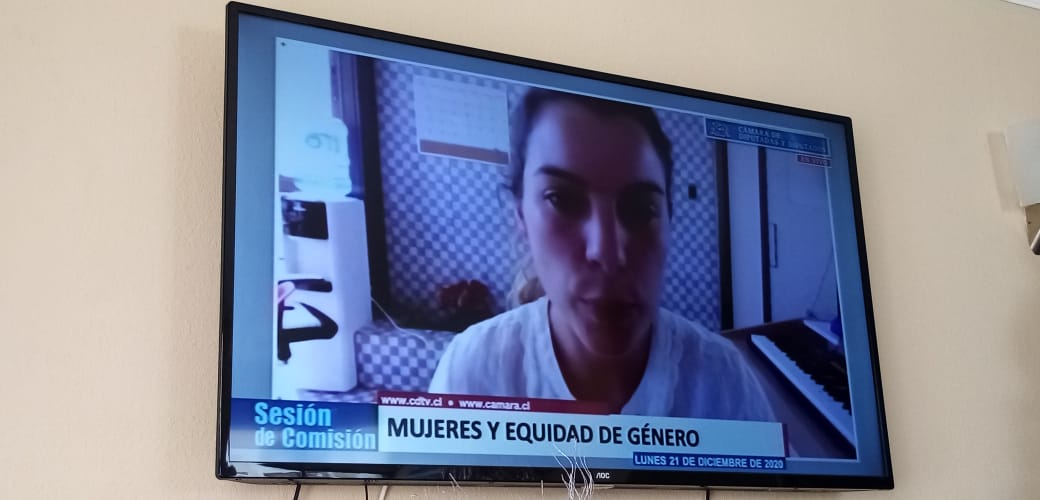 Hoy defendimos con uñas y dientes la #ExtensionPostnatalDeEmergencia porque TODOS nuestros bebes necesitan ser protegidos del  covid19 
<a href="/MaiteOrsini/">Maite Orsini Pascal 🌳</a> @GaelDiputada <a href="/monicazalaquett/">Mónica Zalaquett S.</a> <a href="/mjose_zaldivar/">María José Zaldívar</a> <a href="/ministeriosalud/">Ministerio de Salud</a> <a href="/sebastianpinera/">Sebastian Piñera</a> <a href="/Camara_cl/">Diputadas y Diputados de Chile</a>