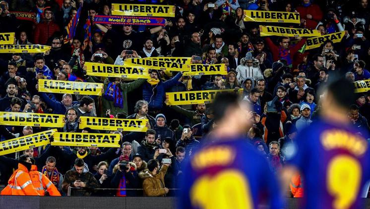  #TuDiràs |  Laporta: "Independència? El Barça estarà al servei de tots els barcelonistes, pensin com pensin. Hi ha diverses sensibilitats, la meva és evident, i seguiré pensant el que penso. El meu Barça sempre ha estat al ritme que batega el país".