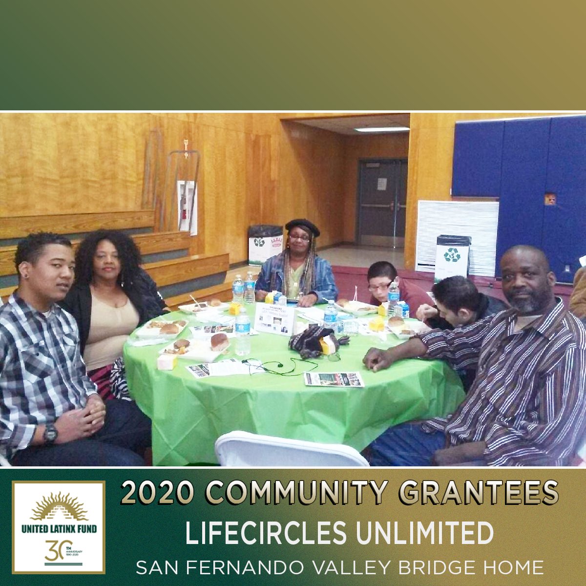 ULF_LA's tweet photo. Introducing #UnitedLatinxFund 2020 Community Grantees! Congratulations to @LifeCirclesUnl1 whose grant will help fund their "San Fernando Valley Bridge Home Program" which provides jobs &amp; housing for women of color.

Learn More: https://t.co/HxqXpgvMoE https://t.co/TKInPjeZQB