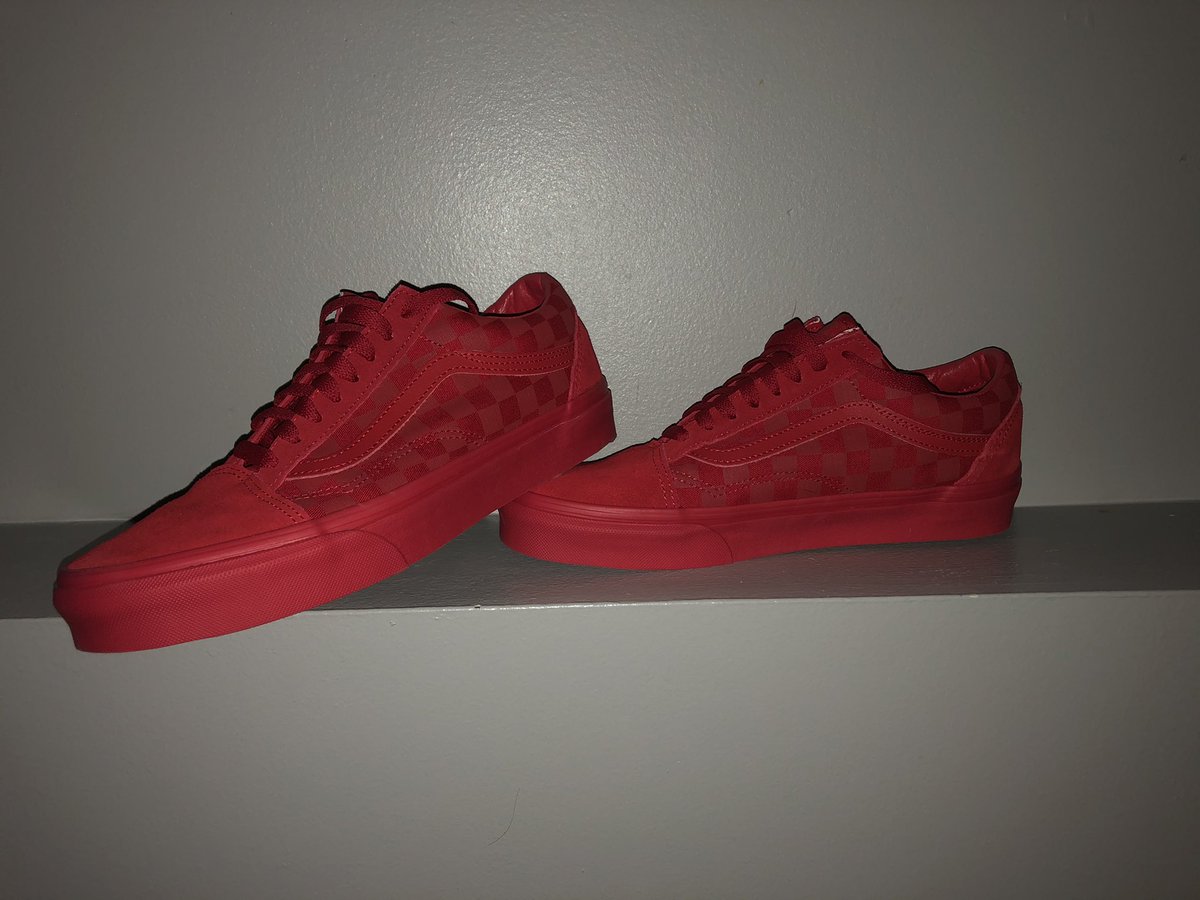 vans old skool red and black checkerboard
