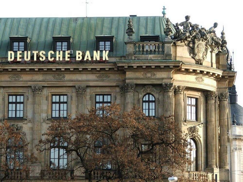 ‘Pre-COVID life won’t be back in 2021’, says  @DeutscheBank’s CIO⁠ — he also says Asia will continue to rise  https://www.businessinsider.in/international/news/pre-covid-life-wont-be-back-in-2021-says-deutsche-banks-cio-he-also-says-asia-will-continue-to-rise/articleshow/79840216.cmsBy  @jainrounak