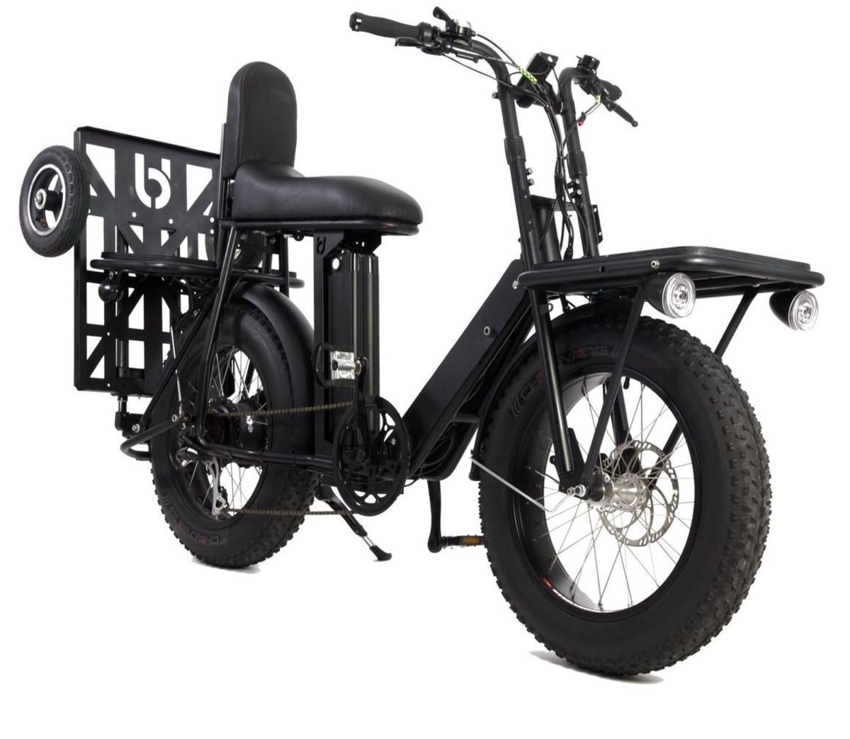 Cookie_and_Alan's tweet photo. I ordered a new bike, today. Alan, is ready! #borntobewild #unimoke #urbandrivestyle #berlin #ebike https://t.co/wF5hRa4if0
