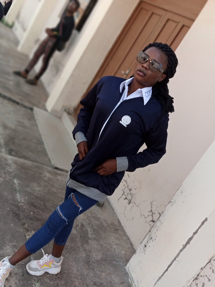 IamOreAdetiba's tweet photo. 21st of December 2019 
I wrote my last paper as an undergraduate  @ekiti_uni  
It's exactly a year ago...all in all I still bless God for the Grace

Anyways the last frame was the pic I took with Bonnie Ayodele PhD. He taught me the last paper I wrote. 
#outtaeksu #class2019 https://t.co/9SdNcwKqjH