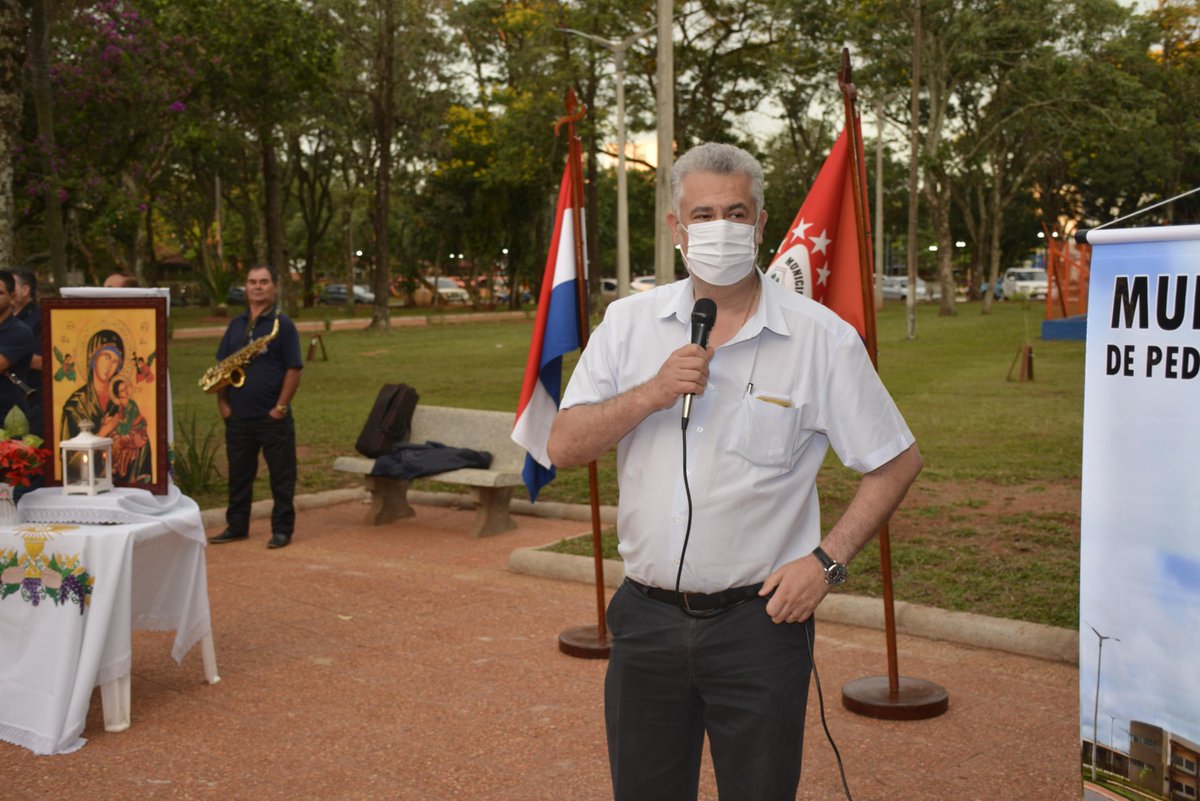 JCAcevedoPJC's tweet photo. Inauguración de las refacciones y mejoras realizadas en la plaza Panchito López. 
Intendente José Carlos Acevedo  #ElProgresoNoSeDetiene https://t.co/a9kASUXz7e