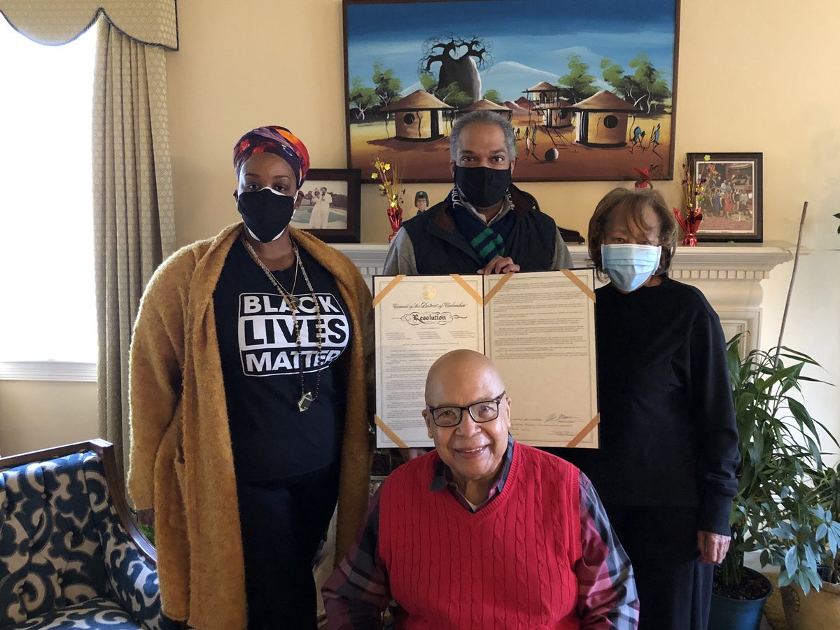 JacksonCarnes's tweet image. This morning @CMBrandonTodd honored the accomplishments of Ward 4 residents: Michael Benjamin of North Portal Estates, Maria Corrales of Shepherd Park, Willie Hasson of Brightwood Park, and Gale  Black of Crestwood #Ward4Proud