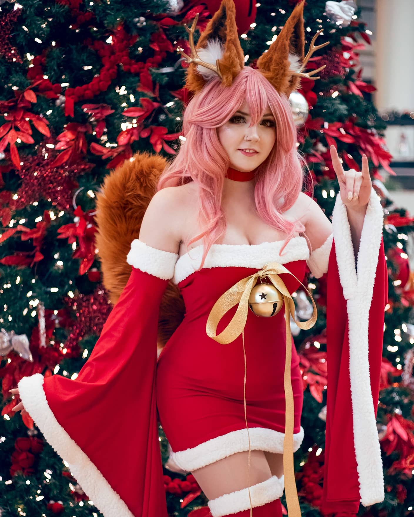 NebulaNeko Cosplay ➡️ Katsucon on X: Which view do you like more? 👀 Left  or right? 💕 BTW Onlyfans and digital sets are still 50% off! 💕 😘 peep  dat link in