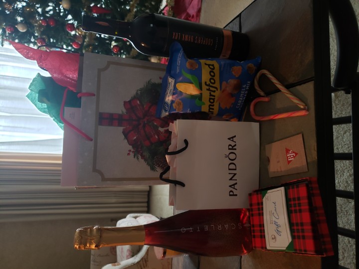 So my hubby @rick_sledge &amp; bestie <a href="/Preshus222/">Letitia Reynolds</a> got me this morning! I'm in a few wine groups &amp; I thought I was wined.They tricked me.She helped him get me the most thoughtful gift ever!! 😍 #birthdaybehavior #decemberbaby #lovemesomehim #mybff