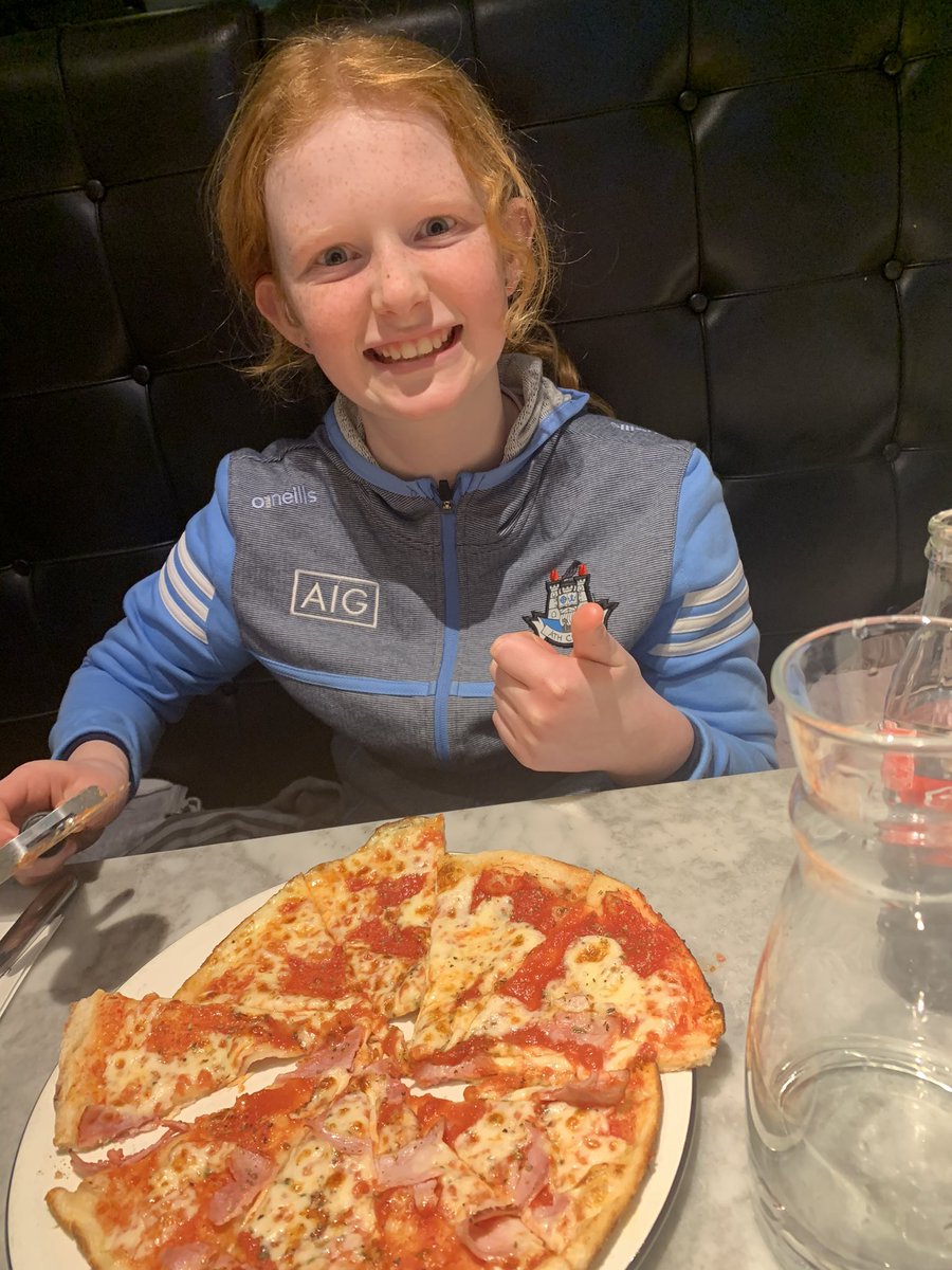 ohfadabee's tweet photo. Déanta. That’ll do...
Go maire tú céad Laoise...
Thanks to the team in @Milano_Ireland in Dundrum for making the singalong extra special!
#BirthdayGirl #Laoise https://t.co/FEJmPA8xc9