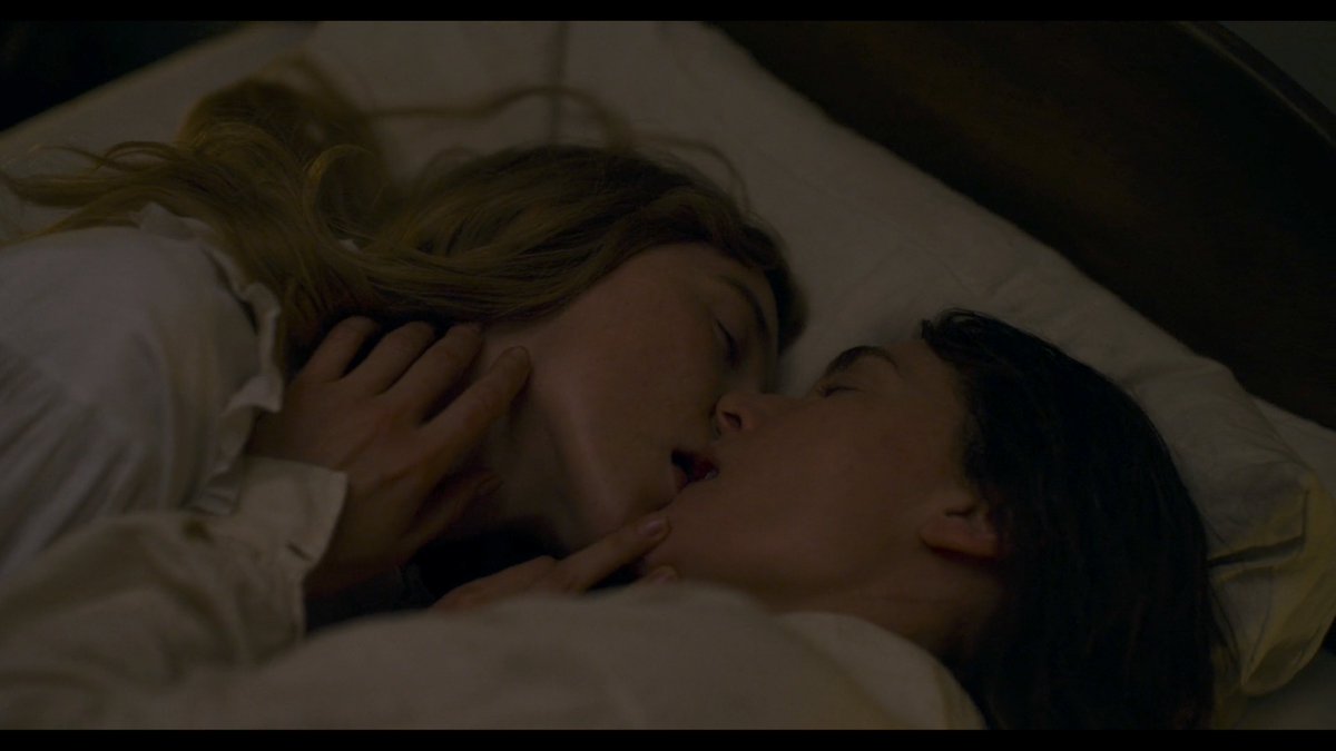 A final night together in  #Ammonite.Whereas once the women slept back to back, now they are turned to each other. An open mouth kiss presages a hungry intercourse where each tastes the other. It is if they long to savor a fleeting flavor, one that may soon vanish.